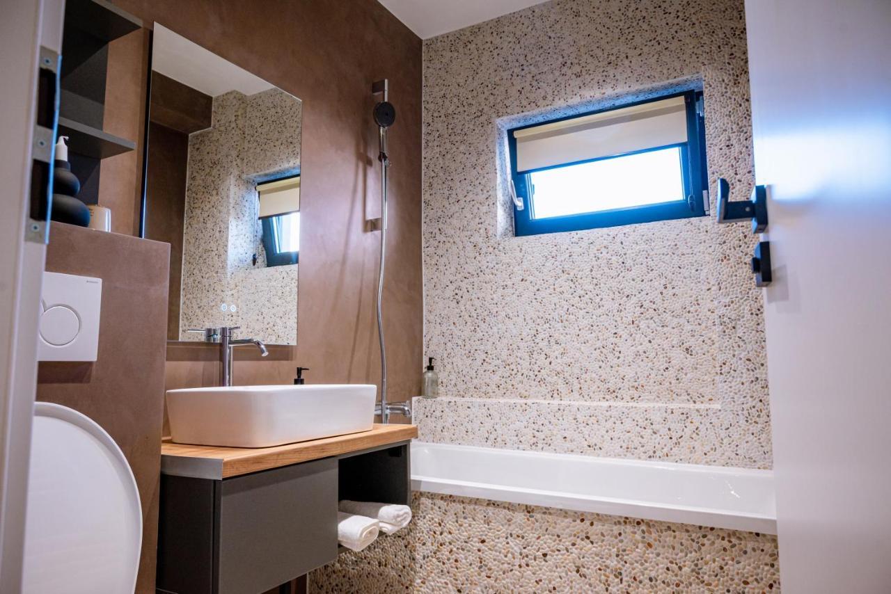 Appartamento Papi House Targoviste Esterno foto