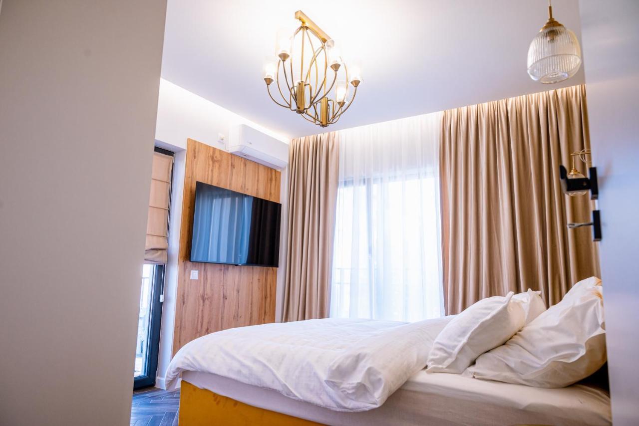 Appartamento Papi House Targoviste Esterno foto