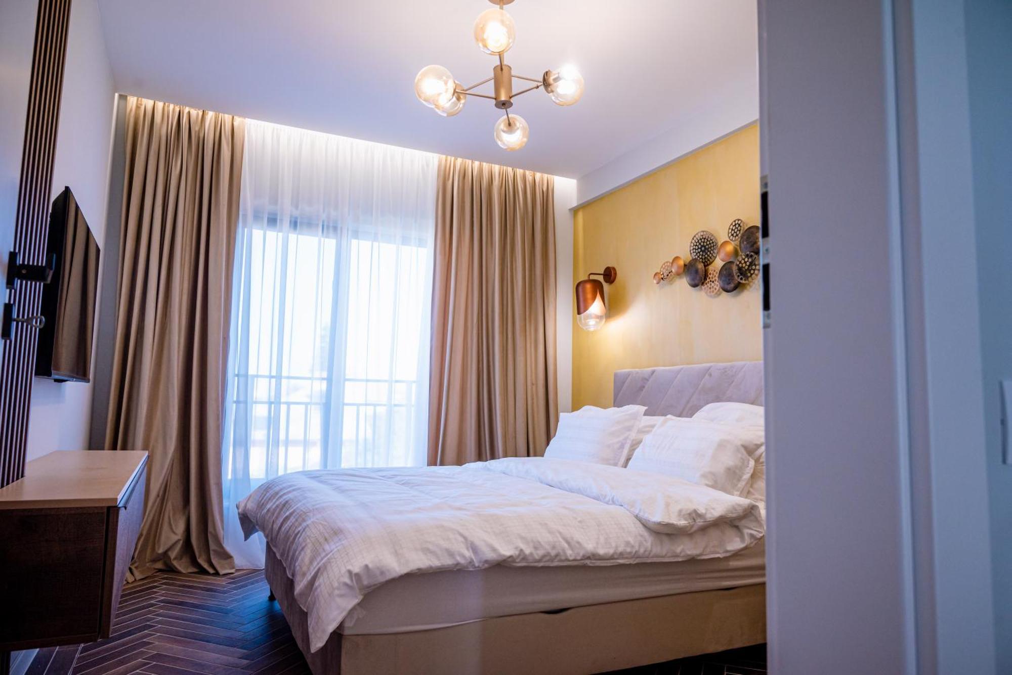 Appartamento Papi House Targoviste Esterno foto